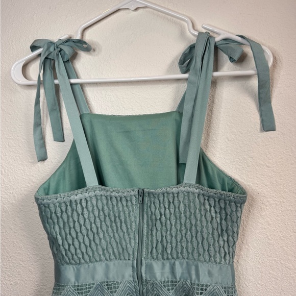 TWO SISTERS THE LABEL ‘Shona’ Mini Dress - Picture 9 of 17